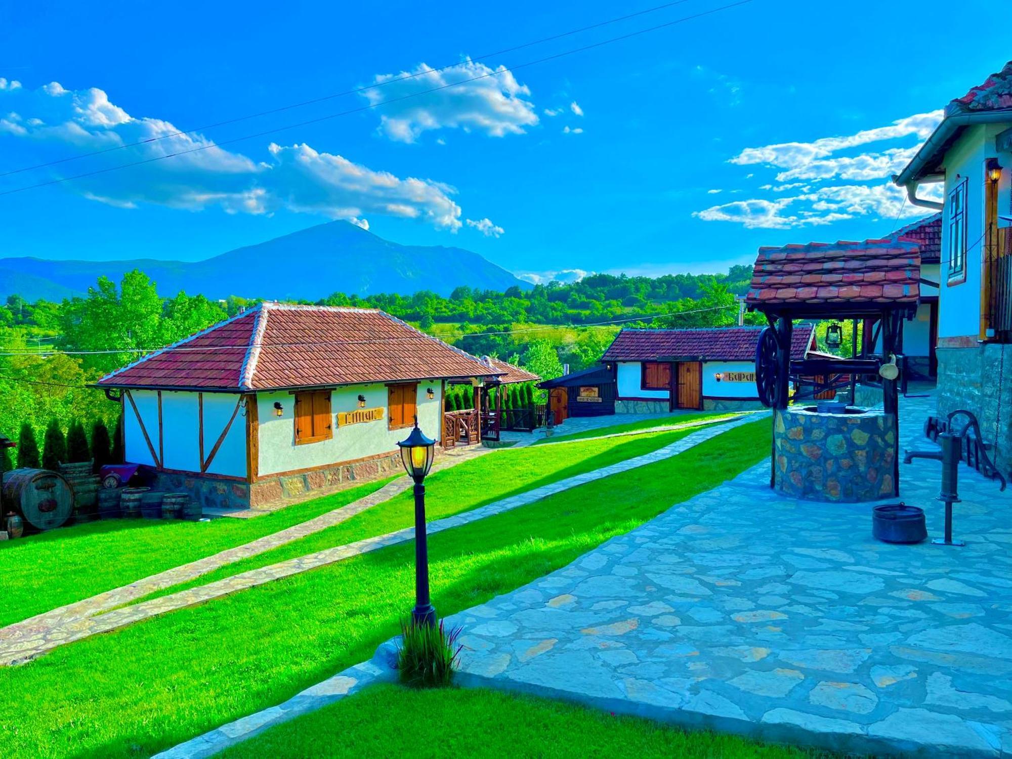 Etno Selo Stanojevic Hotel Boljevac Exterior foto